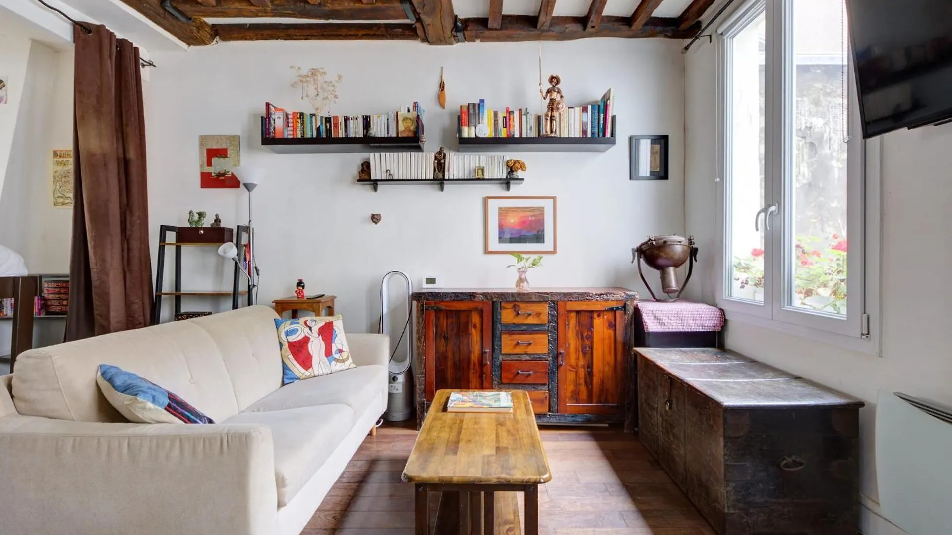 Charming In The Heart Of Le Marais Apartment Paris